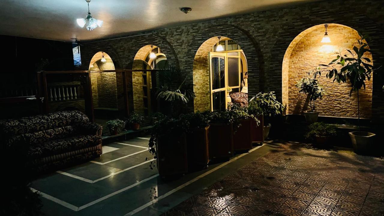 Hotel International Srinagar Luaran gambar