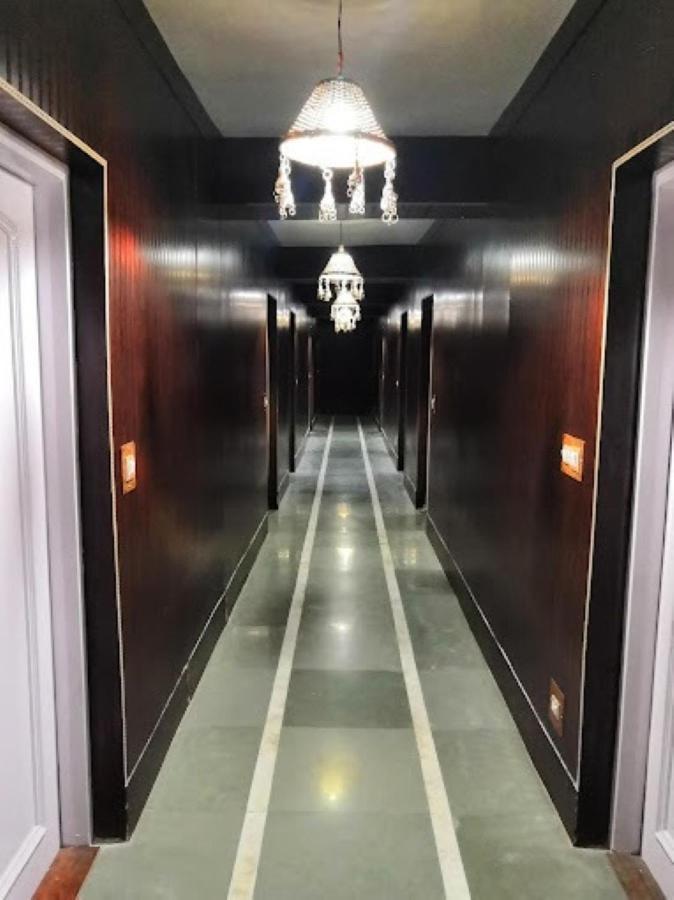 Hotel International Srinagar Luaran gambar