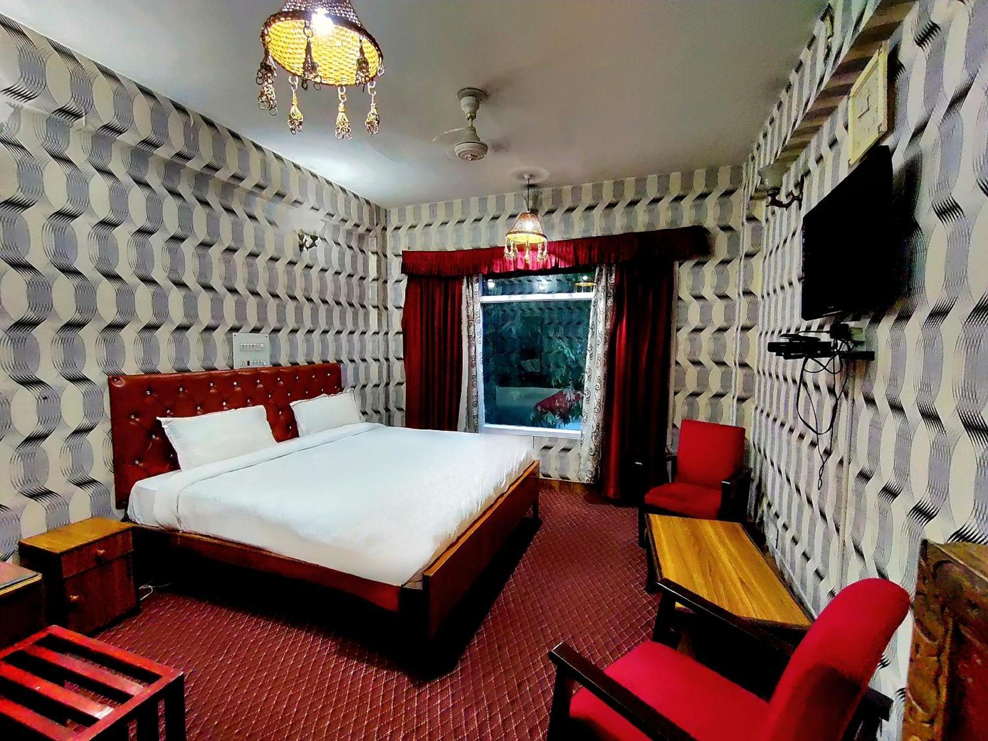 Hotel International Srinagar Luaran gambar